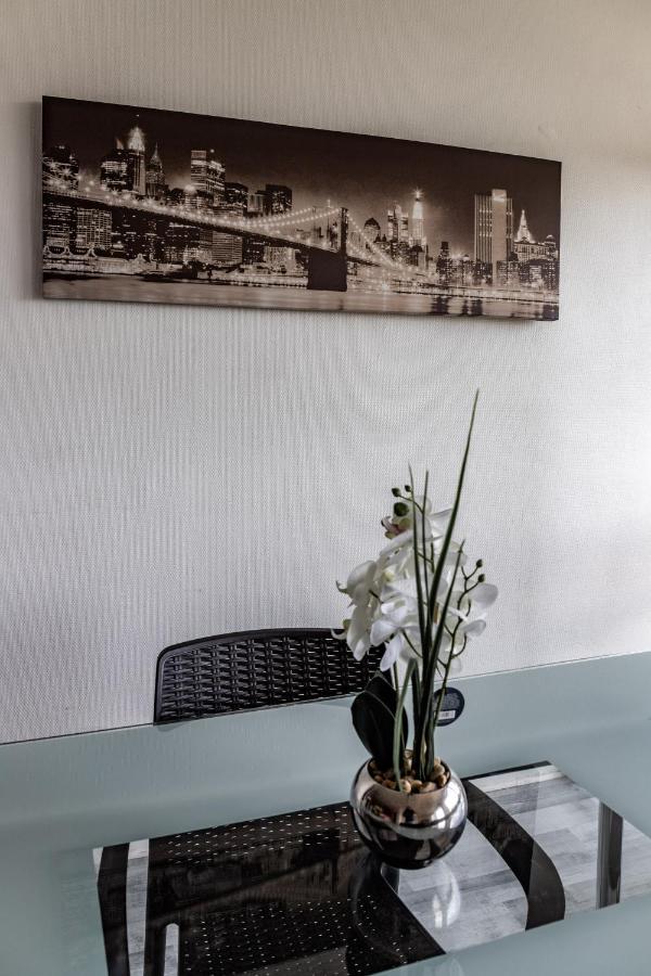 Apartmán Cap Sud - 53M2- Vue Pyrenees- Hypercentre-Wifi Fibre -Nouvelle Literie Tarbes Exteriér fotografie