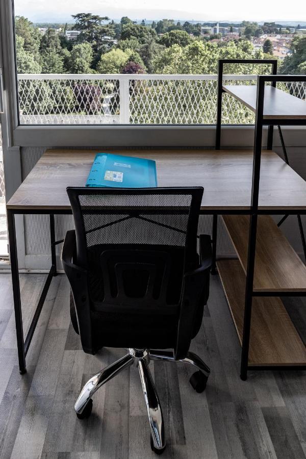Apartmán Cap Sud - 53M2- Vue Pyrenees- Hypercentre-Wifi Fibre -Nouvelle Literie Tarbes Exteriér fotografie