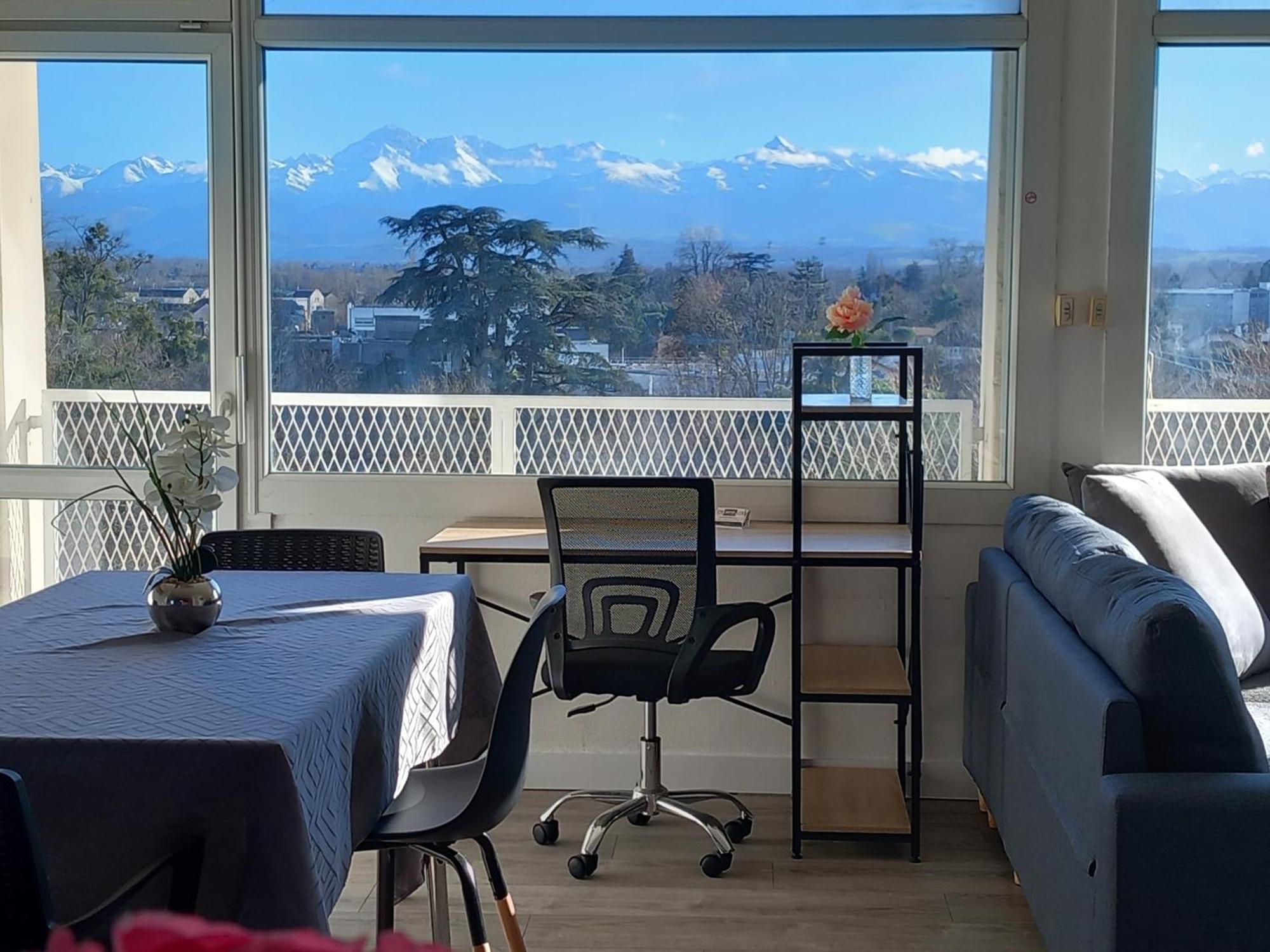 Apartmán Cap Sud - 53M2- Vue Pyrenees- Hypercentre-Wifi Fibre -Nouvelle Literie Tarbes Exteriér fotografie